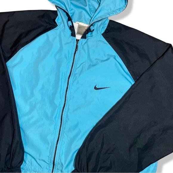 Vintage Y2K Nike Windbreaker Jacket - Picture 3 of 5